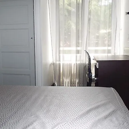 فندق Le Coin Fleuri 4*
