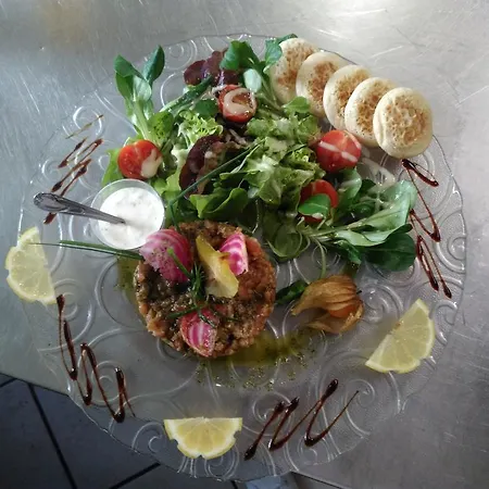 Le Coin Fleuri 4* ديني-ليه-بان